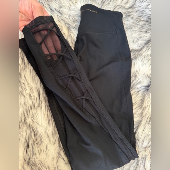 Workout pants - Picture 1 of 5